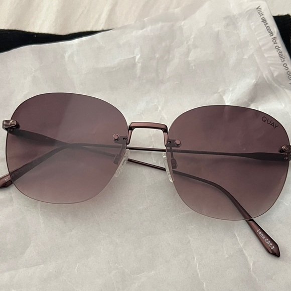 Quay Australia Dark Brown Sunglasses - Picture 1 of 4
